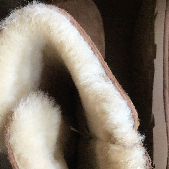 ⭐️SOLD✅Ugg boots - Picture 7 of 8